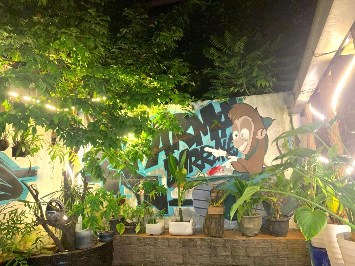 Vang Vieng Lily Backpackers Hostel 외부 사진