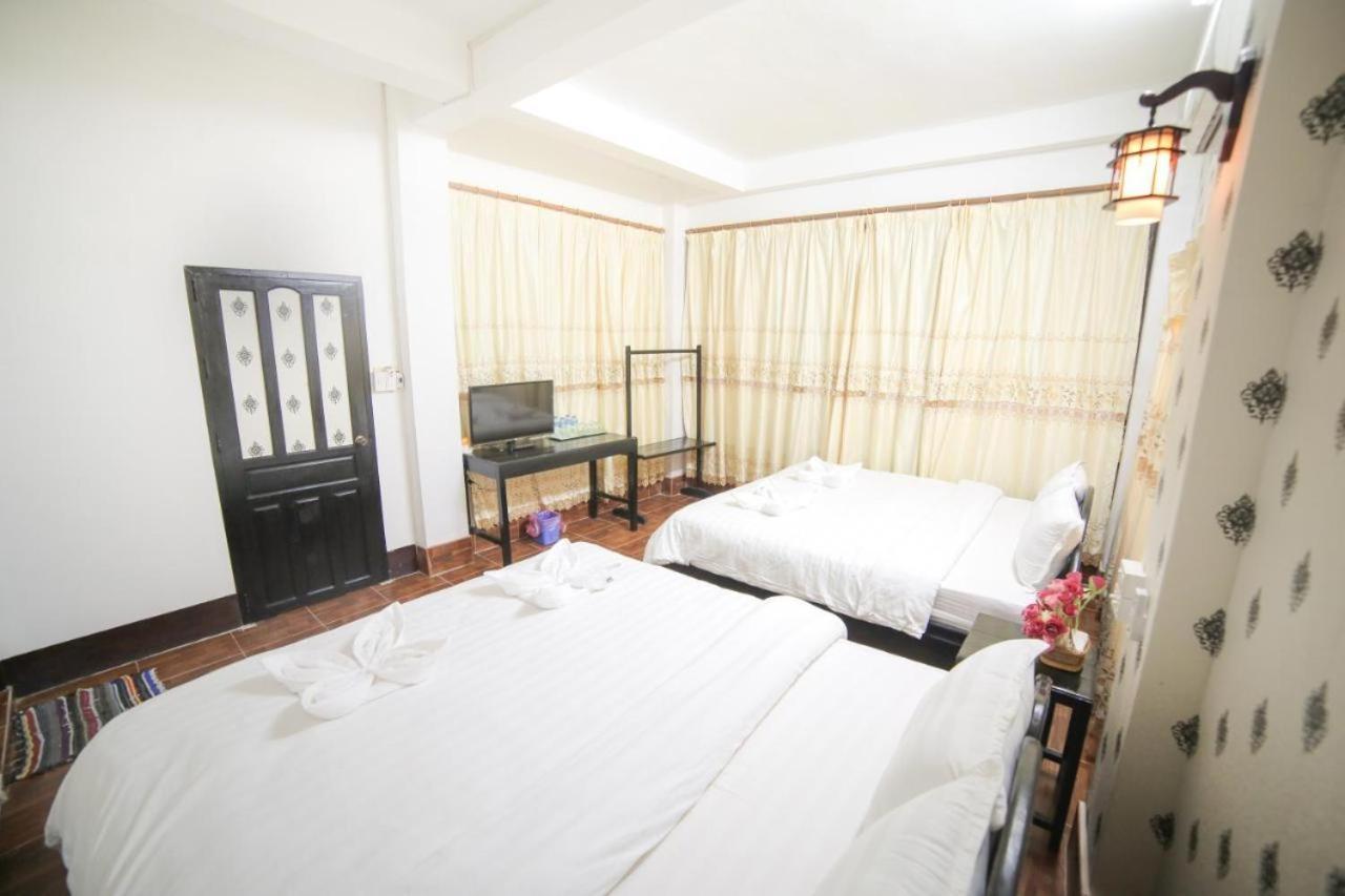 Vang Vieng Lily Backpackers Hostel 외부 사진
