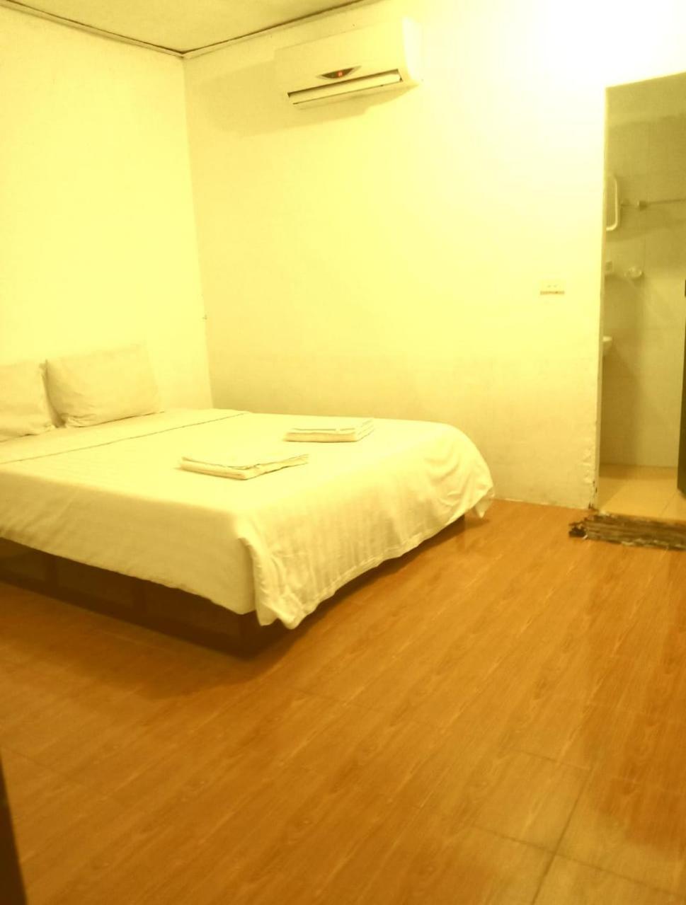 Vang Vieng Lily Backpackers Hostel 외부 사진