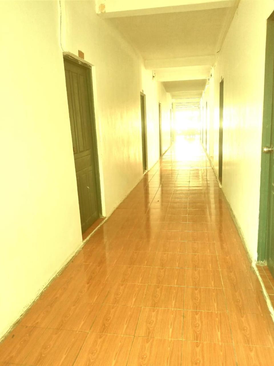 Vang Vieng Lily Backpackers Hostel 외부 사진